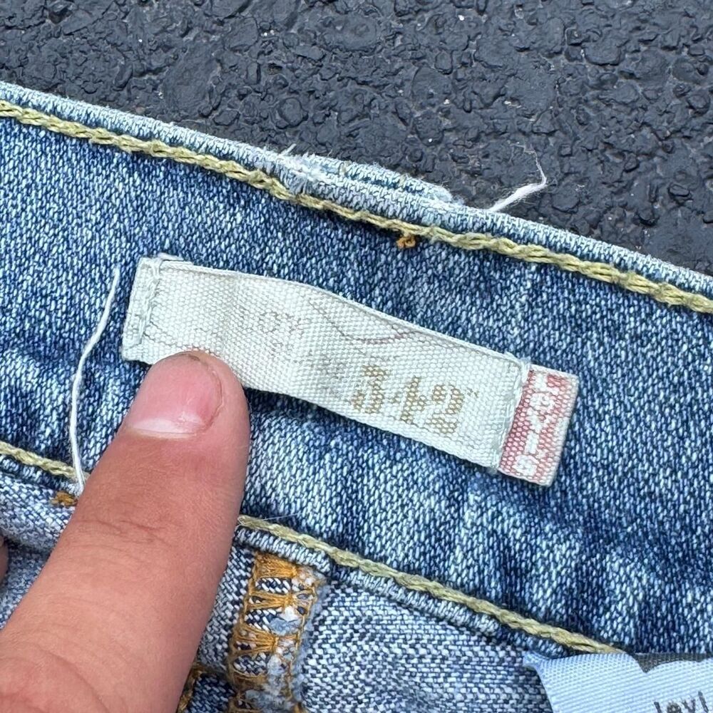 Levi-s Women's Blue and Navy Jeans